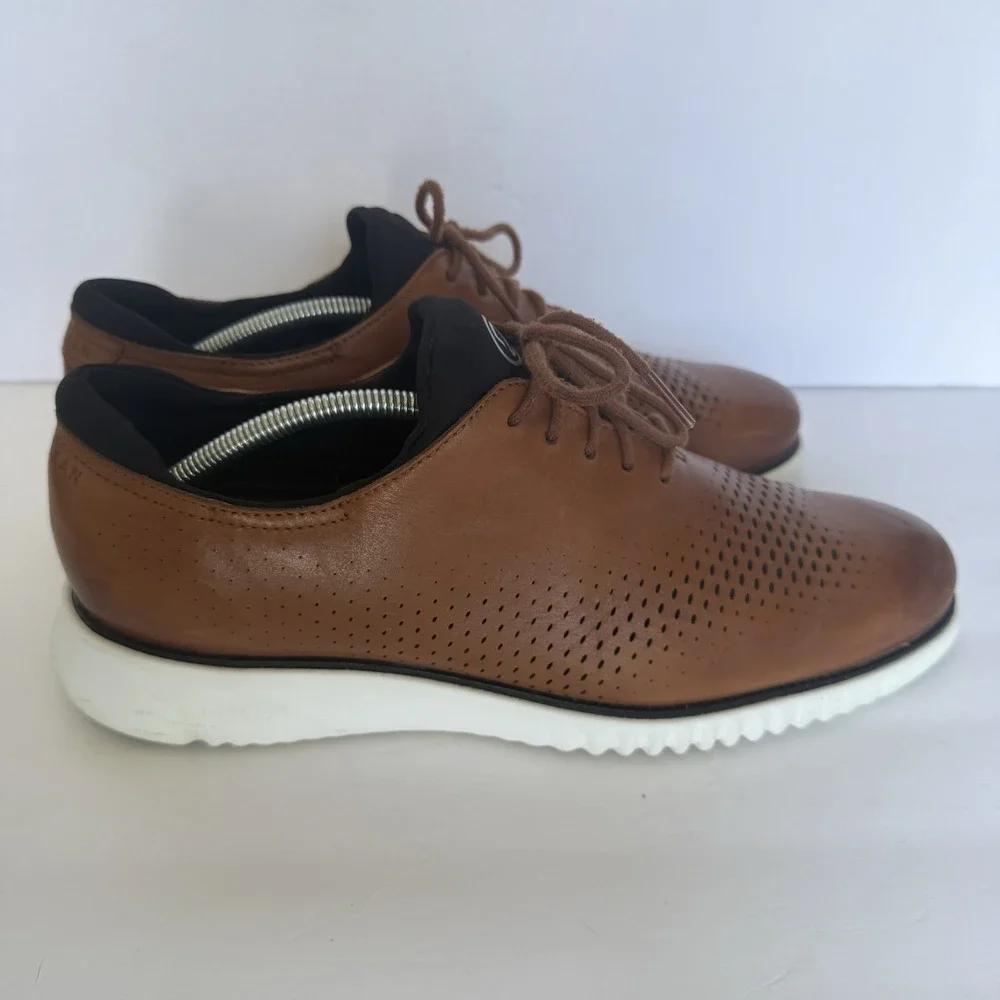 Cole Haan Men's 2.ZERØGRAND Laser Wingtip Oxford  11.5 M Brown Leather Shoes